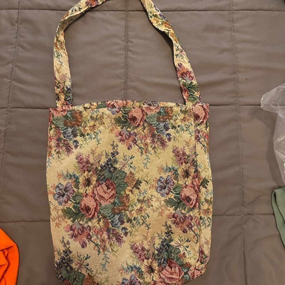 Floral coquette tote